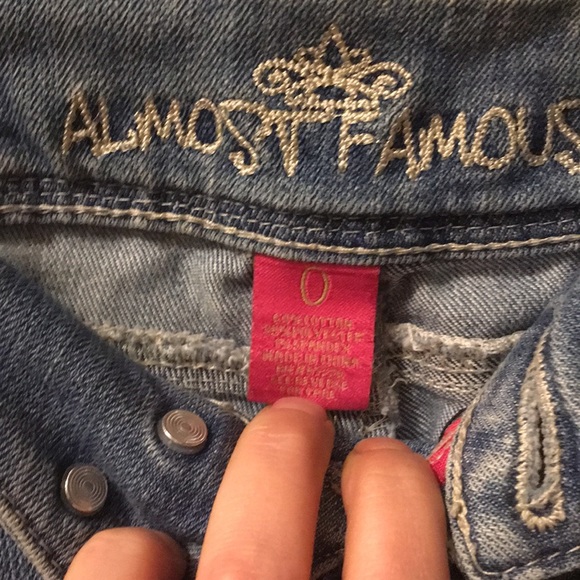 Almost Famous Jeans - Picture 2 of 4